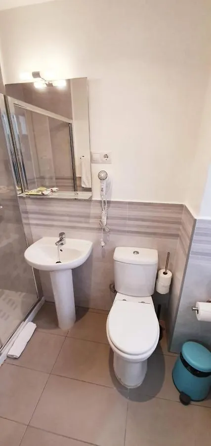 ** Pensión Fan Rooms Duquesa Málaga España