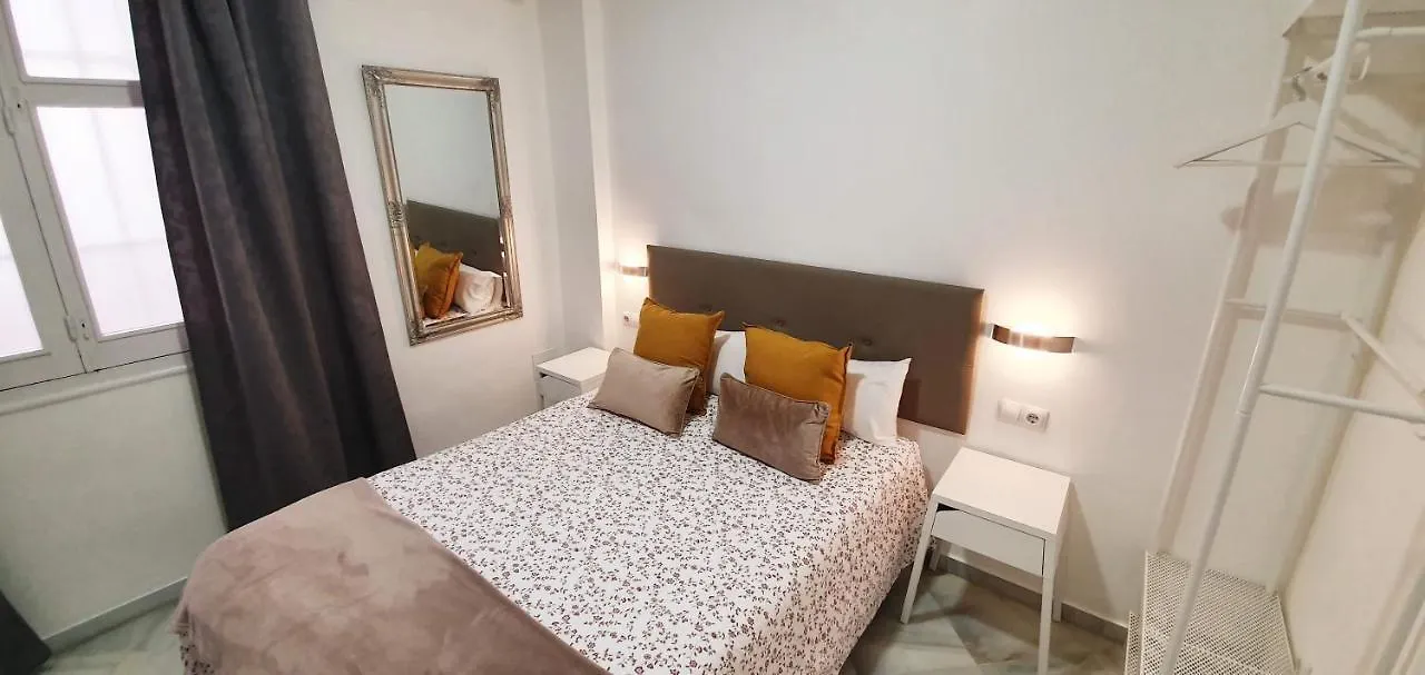 Fan Rooms Duquesa Malaga Guest house